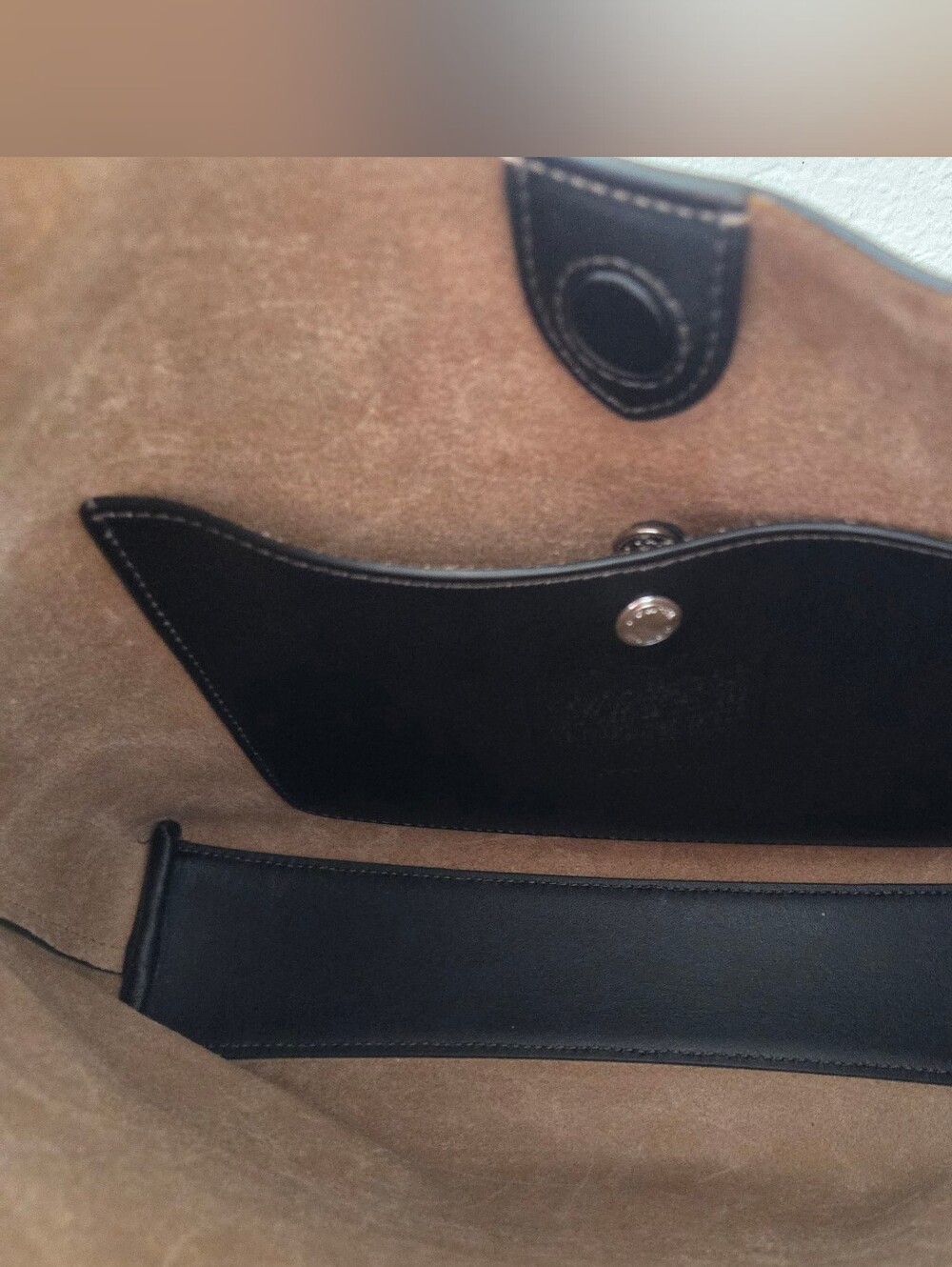 Coach Brooklyn Hobo Bag 28 In Loved Leather - Picture 12 of 15